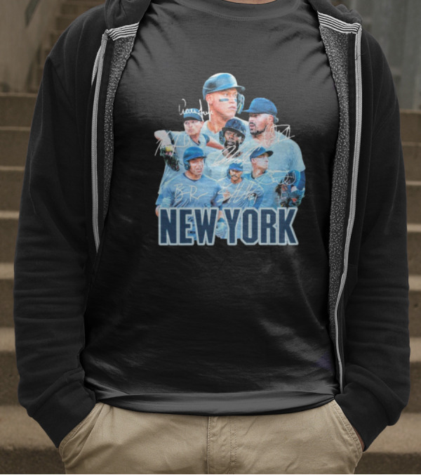 New York Yankees MLB Players Series Signatures Team Portrait T-Shirt