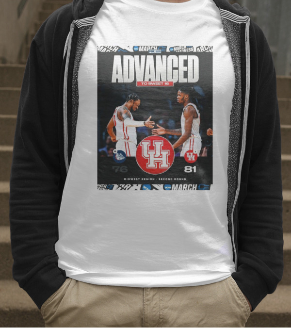 Advanced To Sweet 16 Houston Cougars 81 Gonzaga Bulldogs 76 Midwest Region Second Round T-Shirt