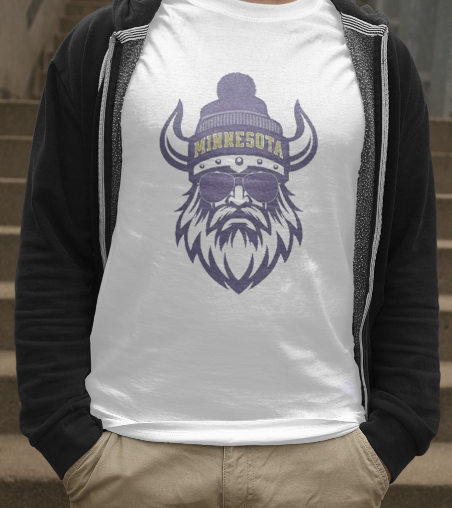 Minnesota Viking Beanie And Sunglasses Football Fan Icon T-Shirt