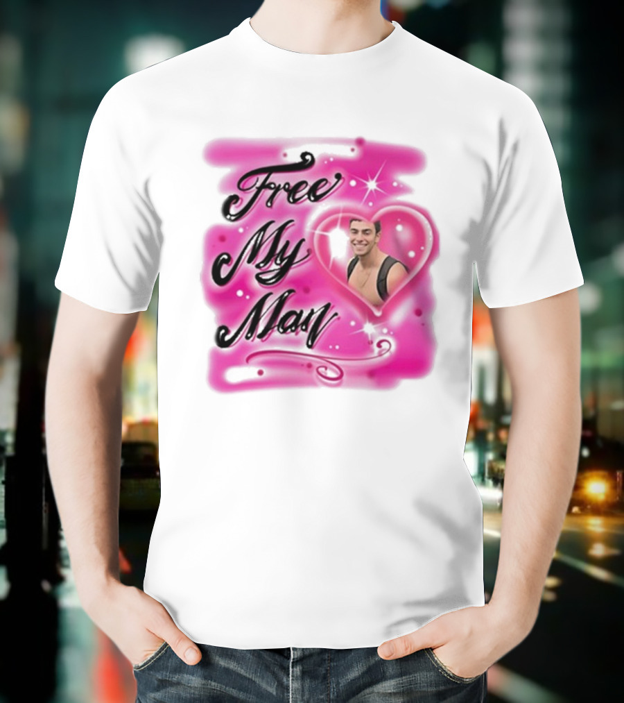 Free My Man Luigi Mangione Heart Pink Background T-Shirt