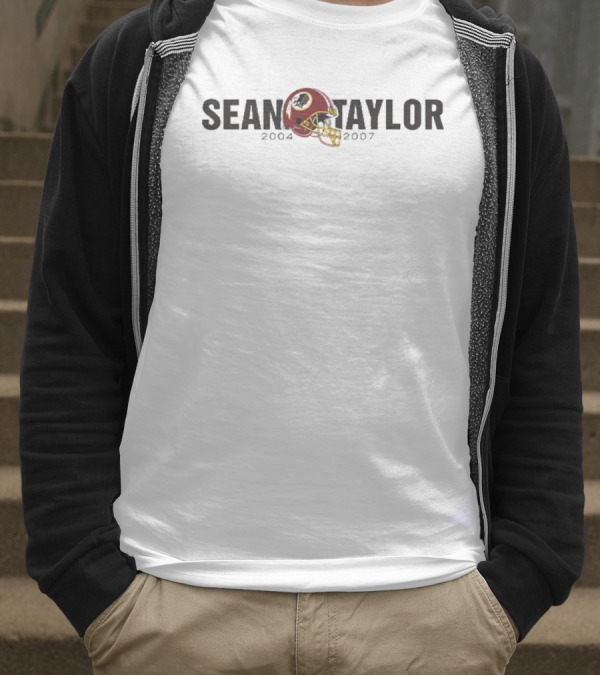 Sean Taylor 2004 2007 Washington Commanders Helmet Tribute T-Shirt