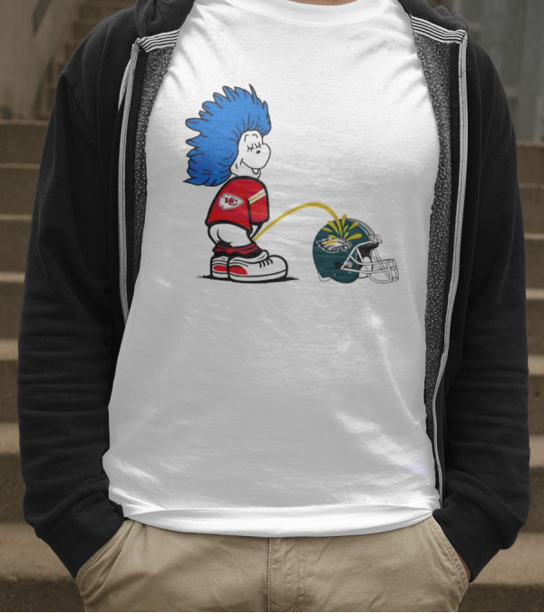 Thing One Kansas City Chiefs Piss On Philadelphia Eagles 2025 T-Shirt