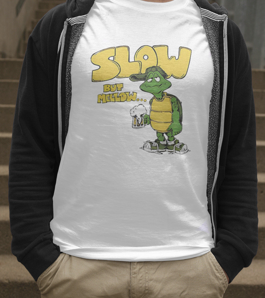 Slow But Mellow Turtle With Beer Retro Vintage 70s Style T-Shirt