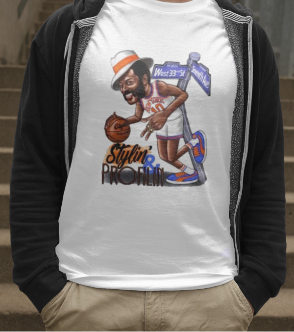 West 33rd St Seventh Ave Clyde Stylin Profilin New York Knicks Walt Frazier T-Shirt