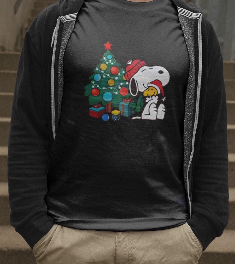 Snoopy And Woodstock Celebrating Christmas By The Tree T-Shirt