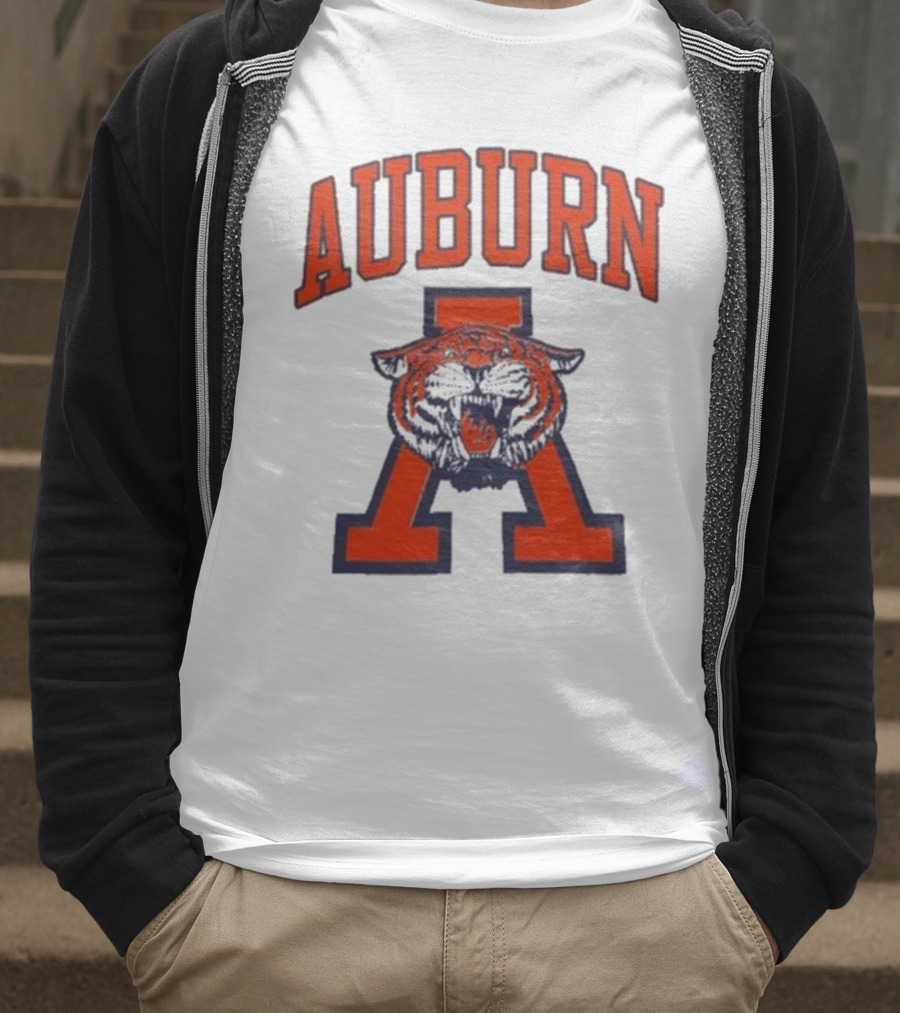 Auburn Tigers Roaring Vintage Logo Retro College Spirit T-Shirt
