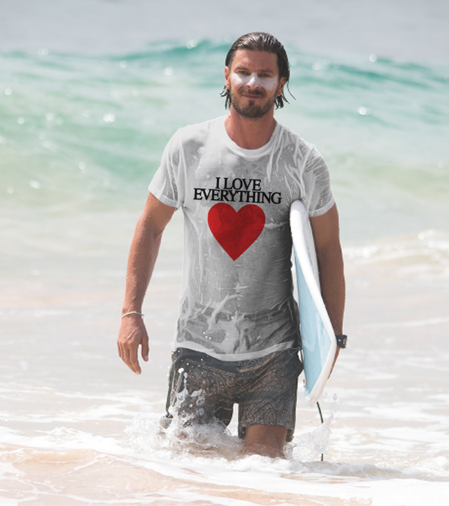 Mira Joyce I Love Everything Heart Red Graphic Style T-Shirt