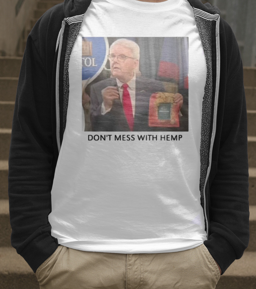 Don't Mess With Hemp Capitol Speech Red Tie Holder T-Shirt