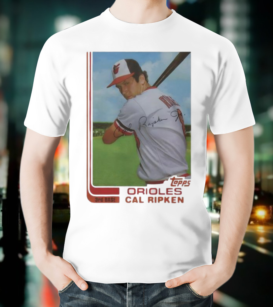 Cal Ripken Jr. Baltimore Orioles Baseball Card Topps MLB Signature Player T-Shirt
