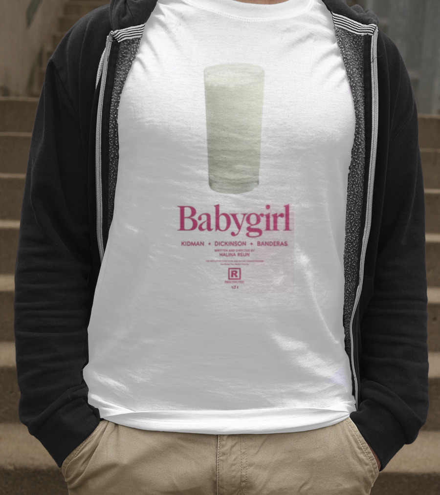 Babygirl Milch Bleib Frisch Undendbar Kaputtbar Tinte Ozean T-Shirt