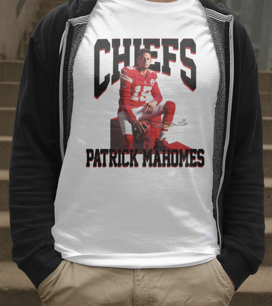 Patrick Mahomes Chiefs Signature Football Number 15 Kansas City T-Shirt