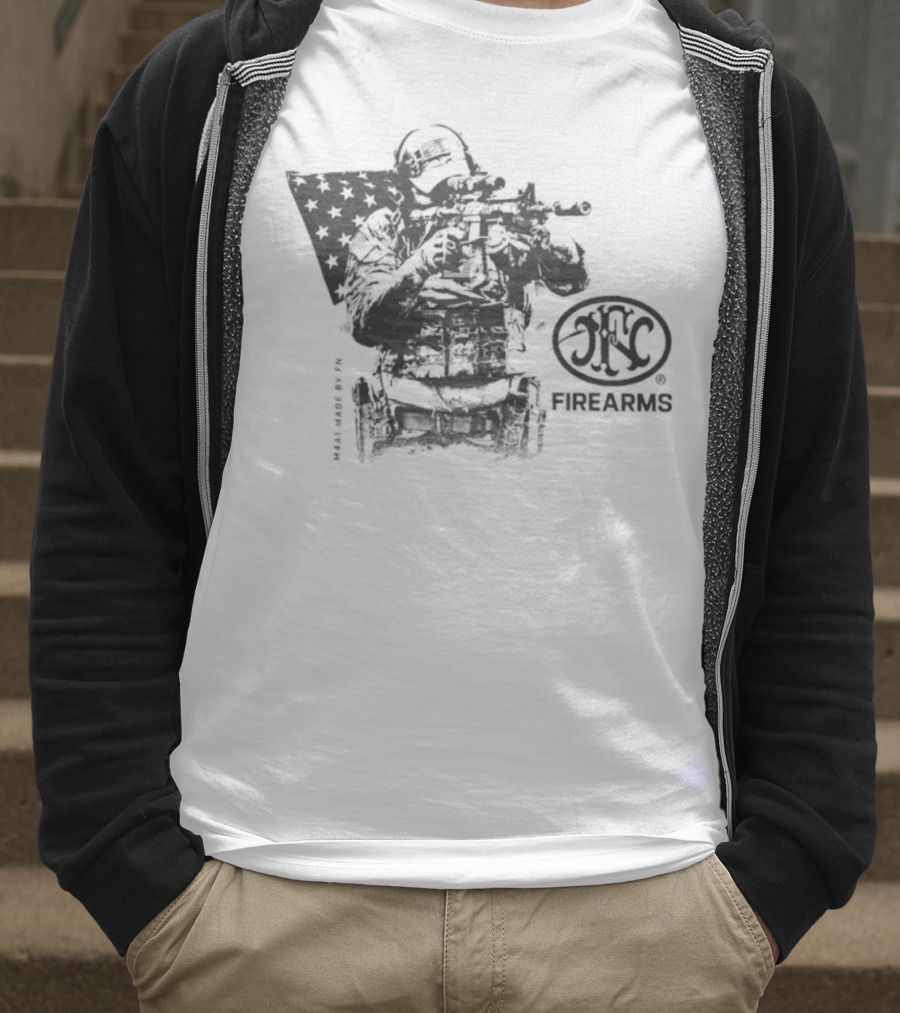 FN Herstal M4A1 Soldier Battle USA Firearms Veteran Flag Tribute T-Shirt