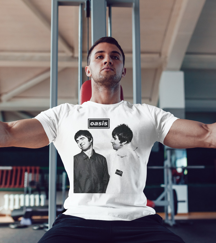 Noel Vs Liam Gallagher Oasis Band Kangol Vintage T-Shirt