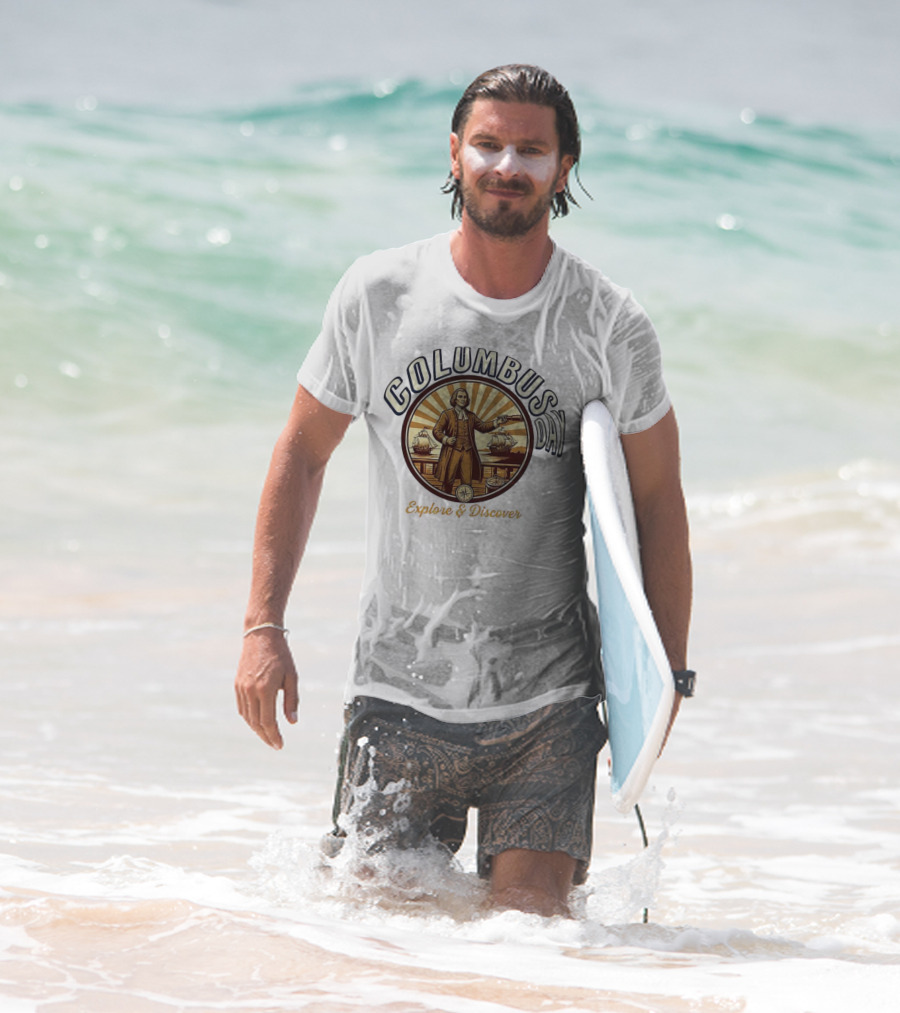 Columbus Day Explore And Discover Retro Vintage Style T-Shirt