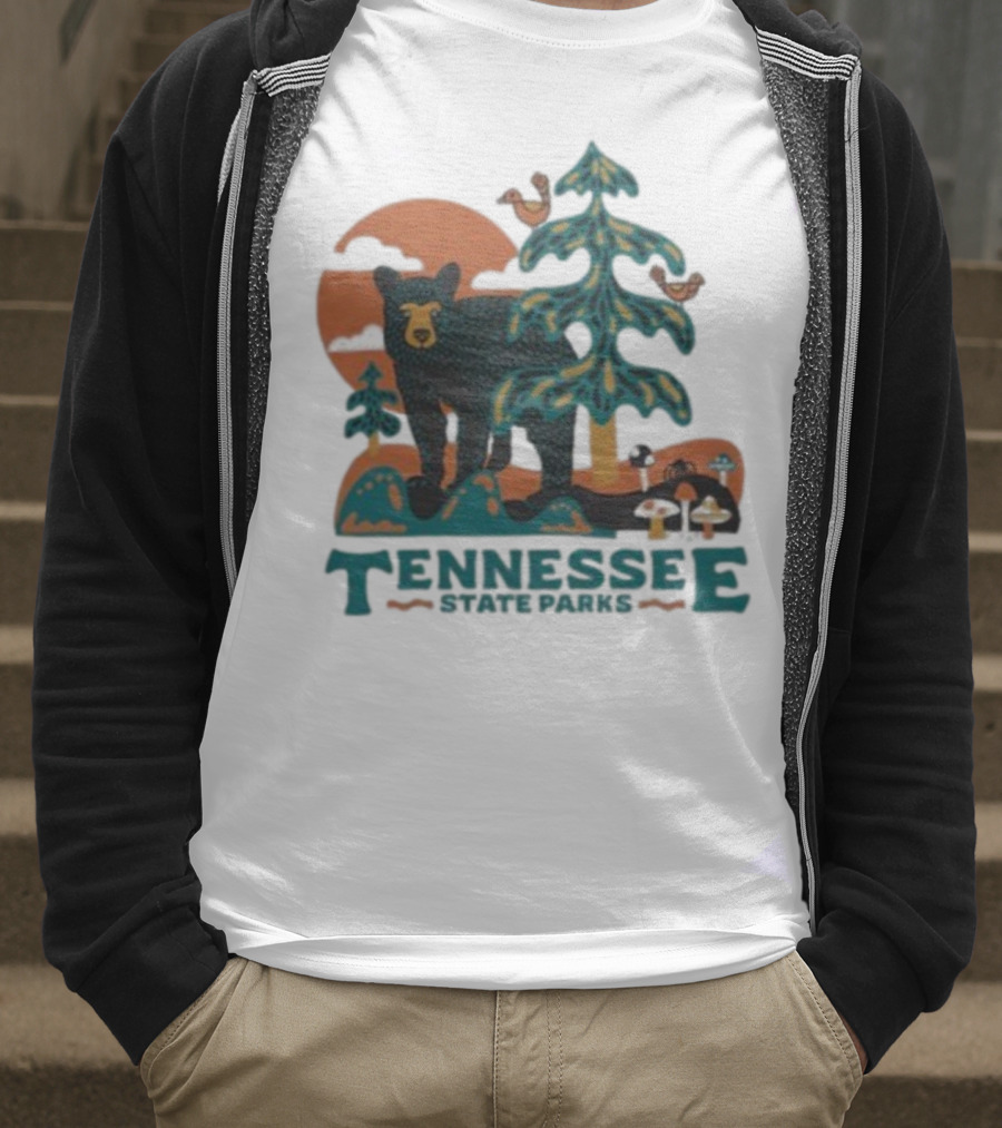 Tennessee State Parks Bear Nature Scene And Forest Wildlife T-Shirt