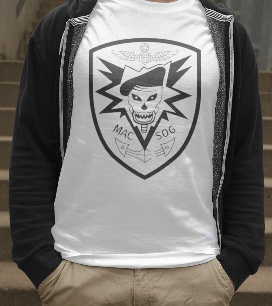 MACV SOG Skull Emblem Vintage Military Patch T-Shirt