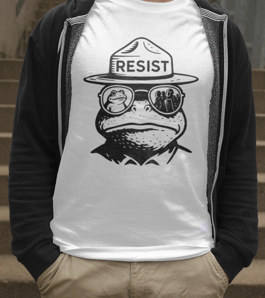 Portland Frog Resist Hat Sunglasses Antifa Frog T-Shirt