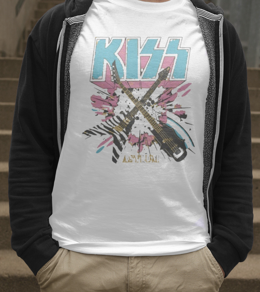 Kiss Asylum Crossed Guitars Burst Design T-Shirt