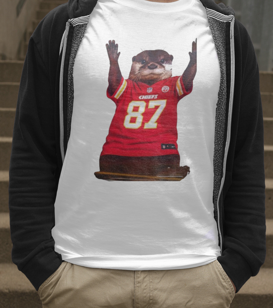 Travis Kelce 87 Kansas City Chiefs Sea Otter NFL Fan Jersey T-Shirt