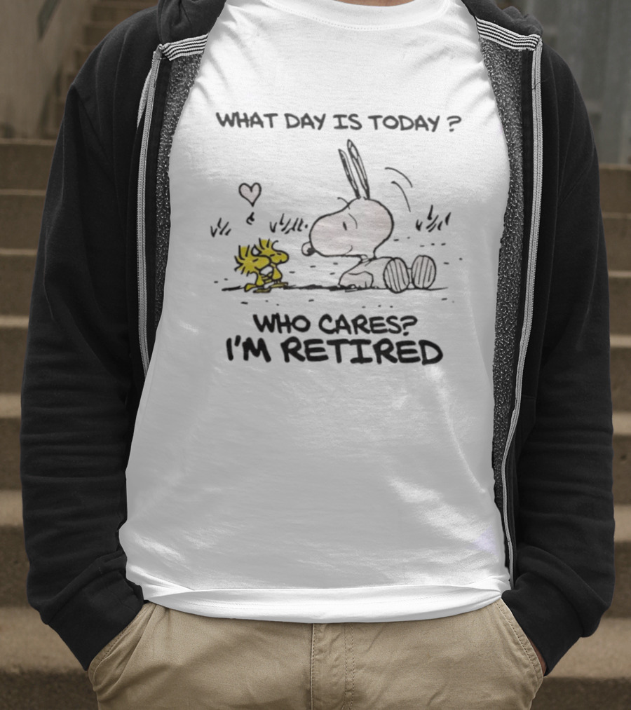 Snoopy And Woodstock Relaxation Retired Lifestyle Who Cares What Day Is Today T-Shirt