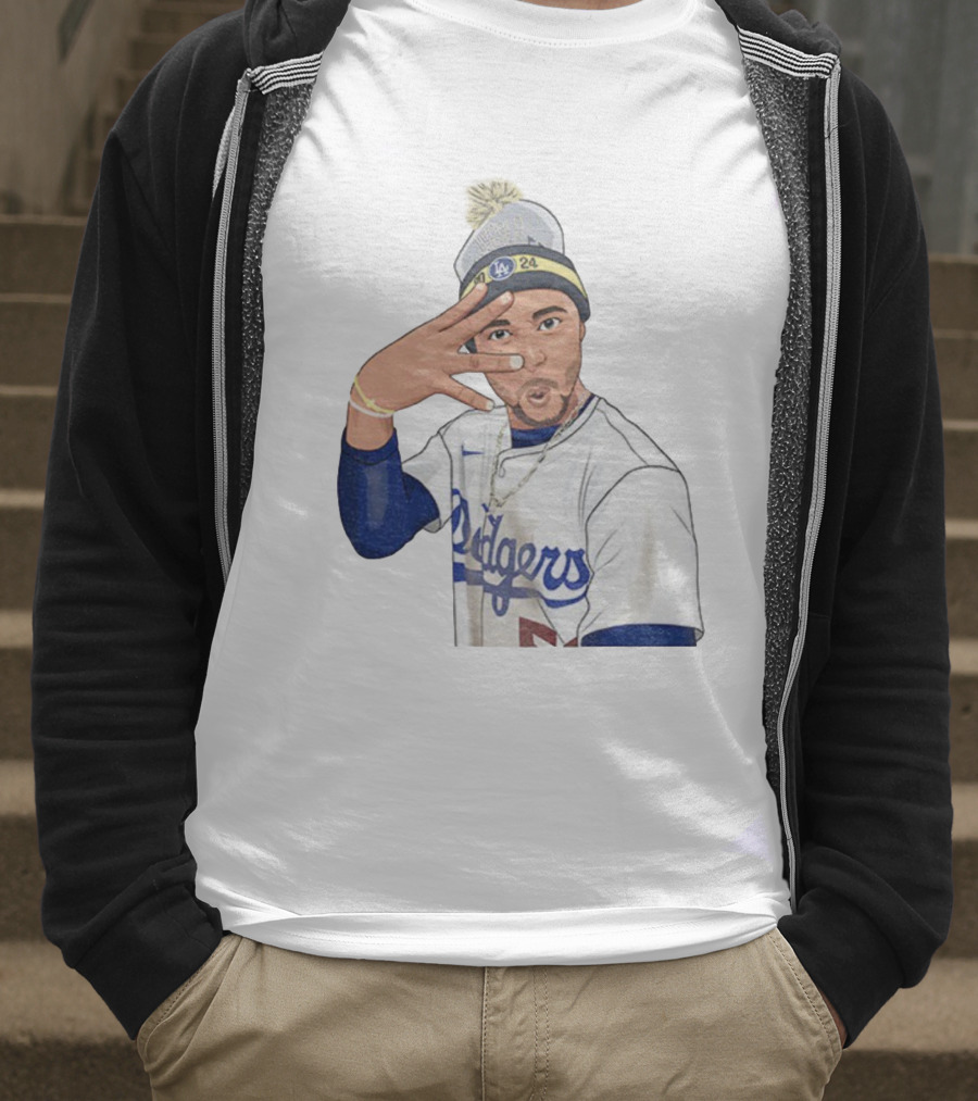 Mookie Betts Los Angeles Dodgers Pom-Pom Beanie Baseball 2024 T-Shirt