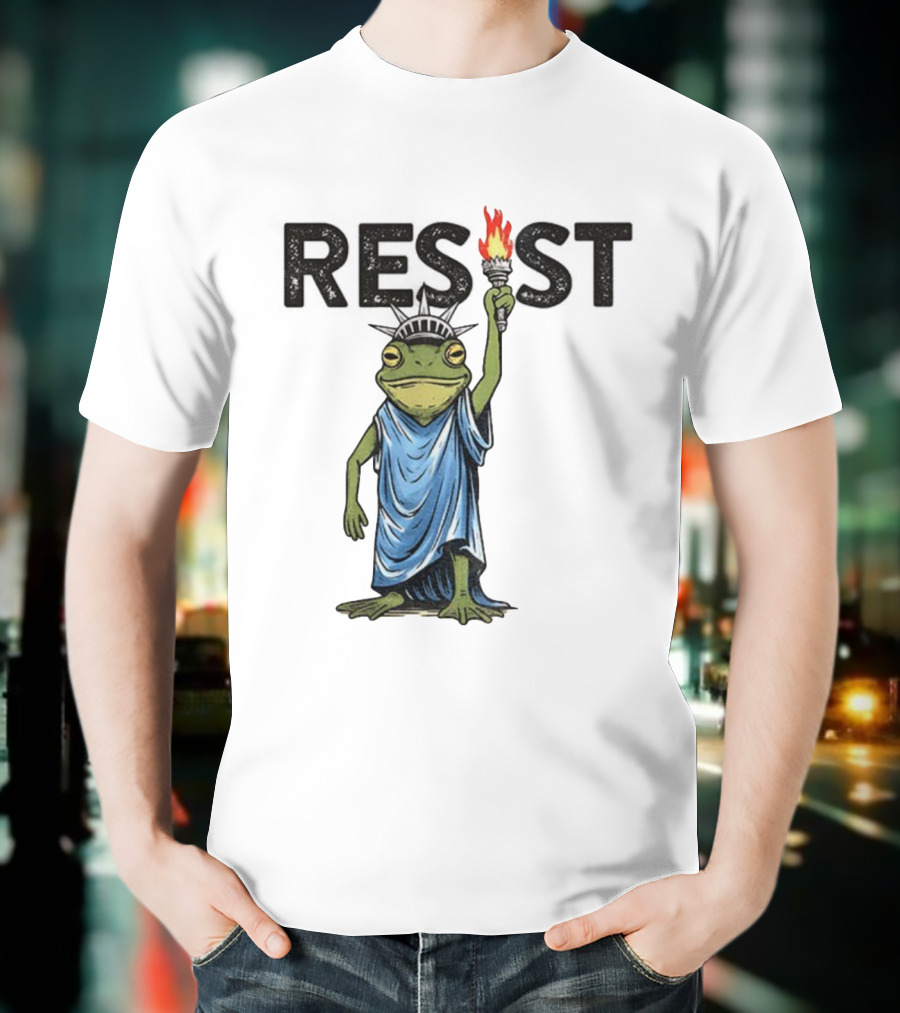Portland Frog Resist Protest Statue Of Liberty Torch T-Shirt