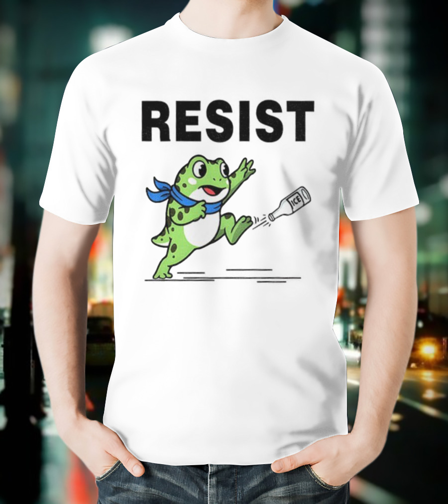 Portland Frog Resist Anti-ICE Protest Jumping Art T-Shirt