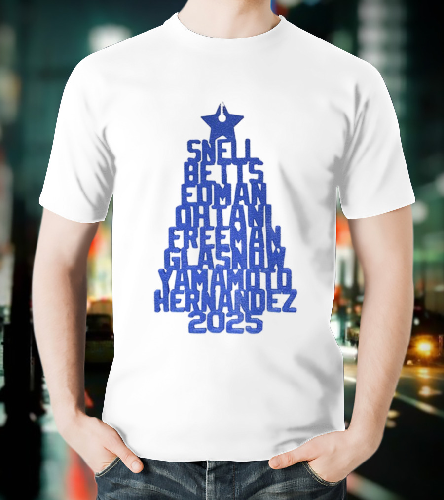 Los Angeles Dodgers Snell Betts Freeman Ohtani Freeman Glasnow Yamamoto Hernandez Christmas Tree 2025 T-Shirt