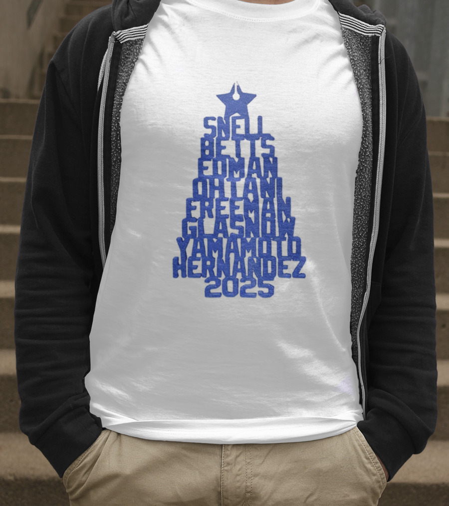 Los Angeles Dodgers Snell Betts Freeman Ohtani Freeman Glasnow Yamamoto Hernandez Christmas Tree 2025 T-Shirt