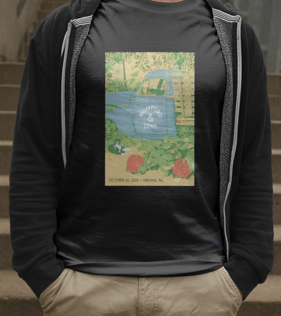 Mumford & Sons Omaha NE October 26 2025 Vintage Truck And Pumpkins T-Shirt
