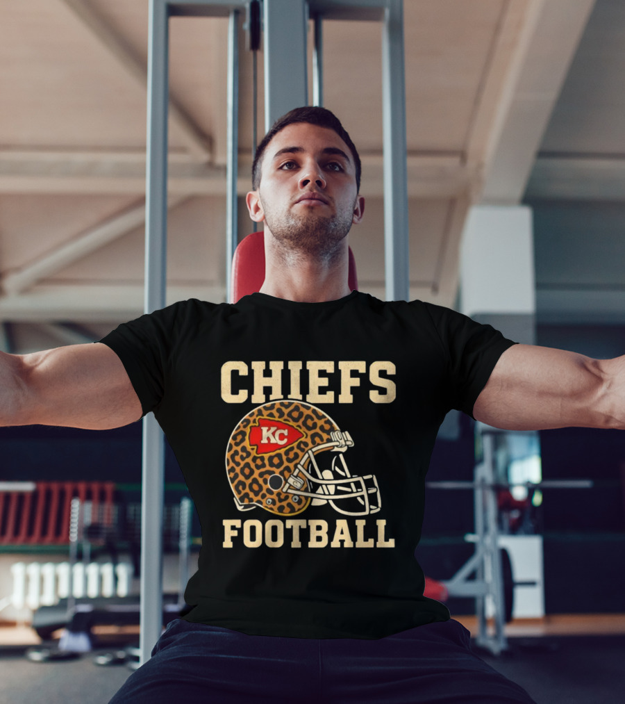 Retro KC Chiefs Leopard Helmet Football Vintage Style T-Shirt