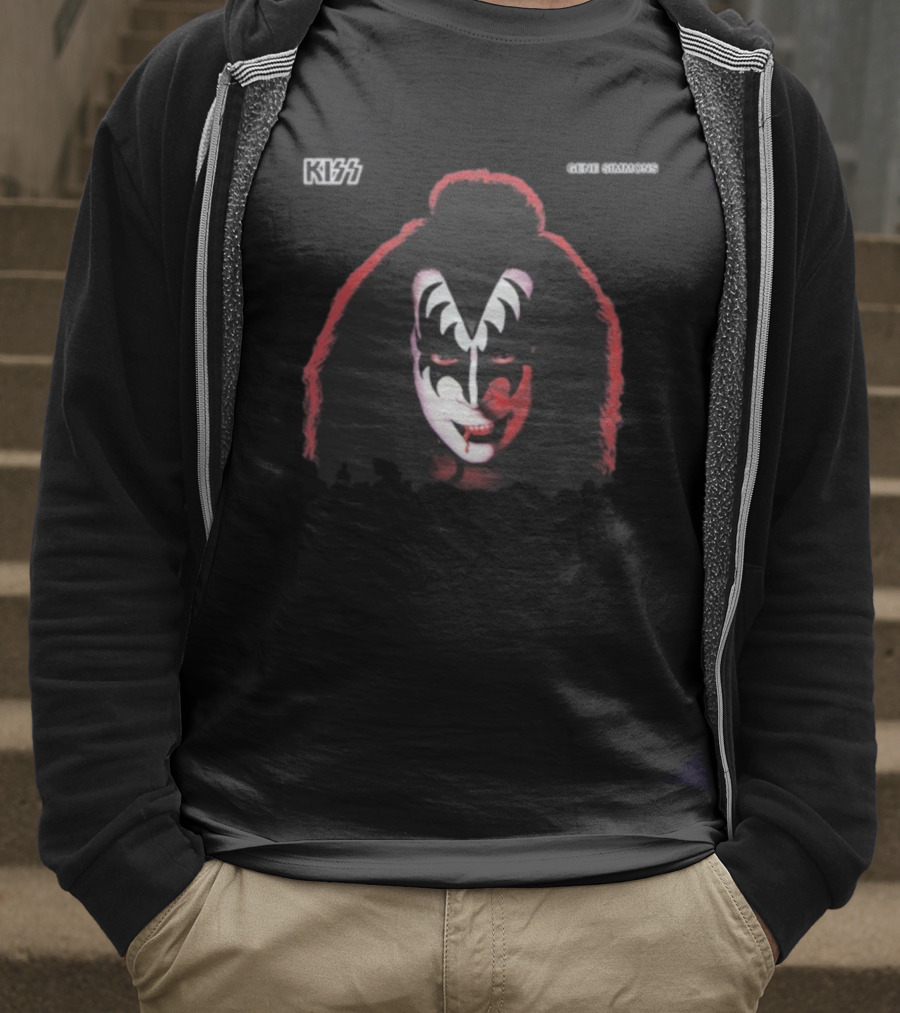 Kiss 1978 Gene Simmons Iconic Face Paint And Hair Style T-Shirt