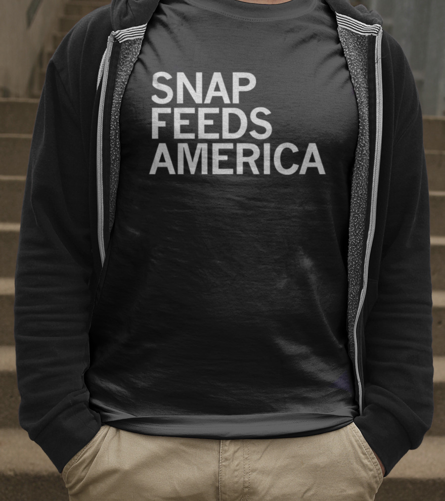 Snap Feeds America T-Shirt
