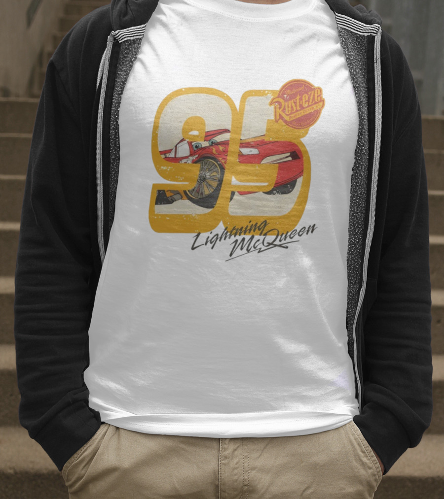 Lightning McQueen 95 Rust-eze Bumper Ointment Disneyworld Cars T-Shirt