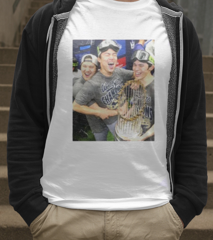 Los Angeles Dodgers World Series Champions 2025 Celebration Moment T-Shirt