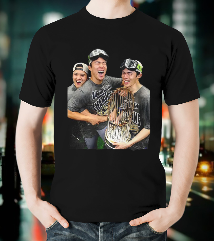 World Series Champions 2025 Yoshinobu Yamamoto Rōki Sasaki Shohei Ohtani Celebration T-Shirt