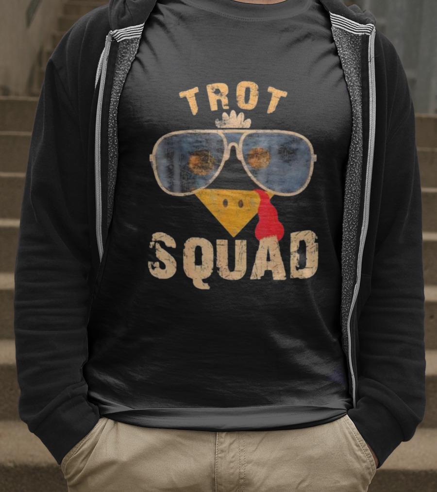 Thanksgiving Turkey Trot Squad Sunglasses Turkey Face 2025 Race T-Shirt
