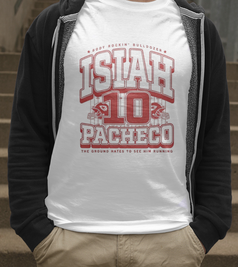 Isiah Pacheco 10 The Ground Hates To See Him Running Max Football Bulldogs T-Shirt
