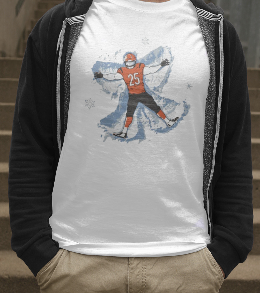 Cincinnati Football Player 25 Making Snow Angel Winter Theme T-Shirt