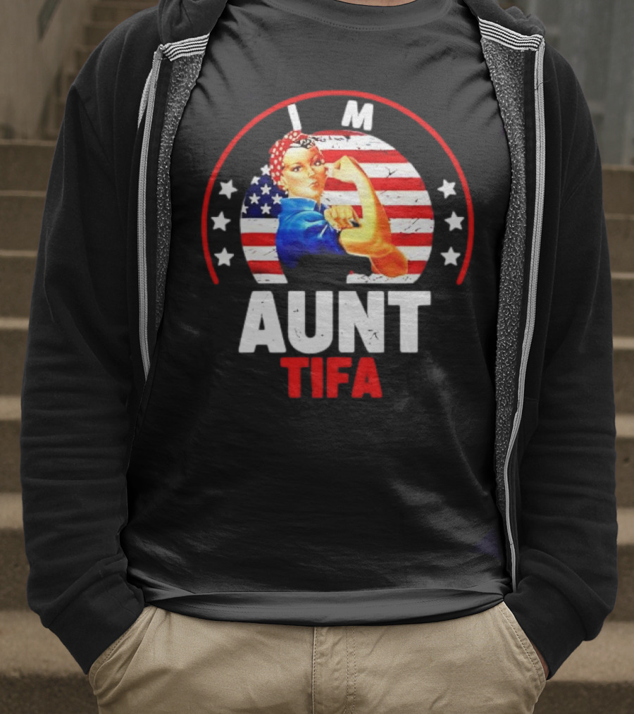I Am Aunt Tifa Rosie Riveter USA Flag T-Shirt