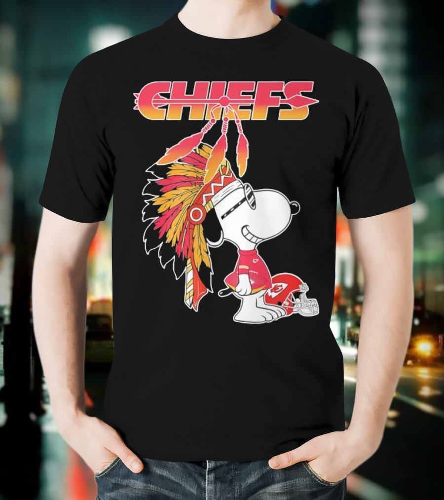 Kansas City Chiefs Snoopy Native American Helmet Charlie Brown NFL Peanuts Crossover T-Shirt