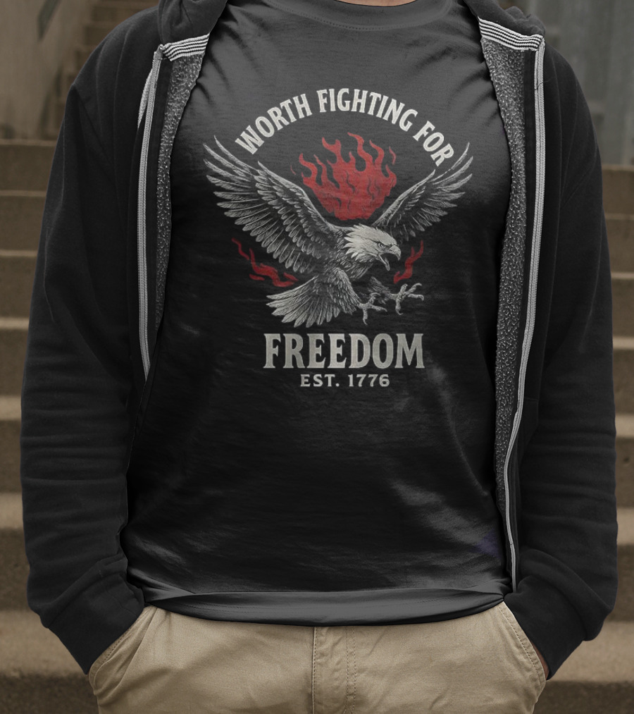 Worth Fighting For Freedom Bald Eagle Est 1776 T-Shirt