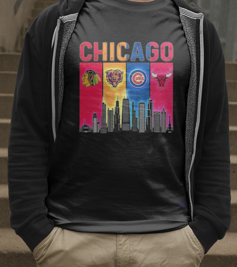 Chicago Blackhawks Bears Cubs Bulls Skyline T-Shirt