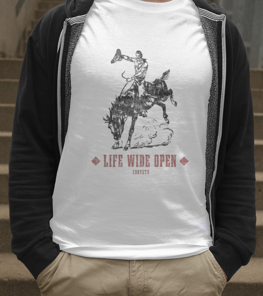 Cboystv Life Wide Open Cowboy Riding Bull T-Shirt