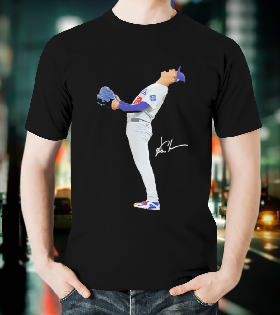 Shohei Ohtani Shout Loudly Baseball Signature Pose In Game Uniform T-Shirt