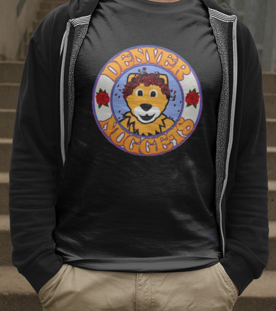 Denver Nuggets Bear Head Surrounded By Red Roses T-Shirt