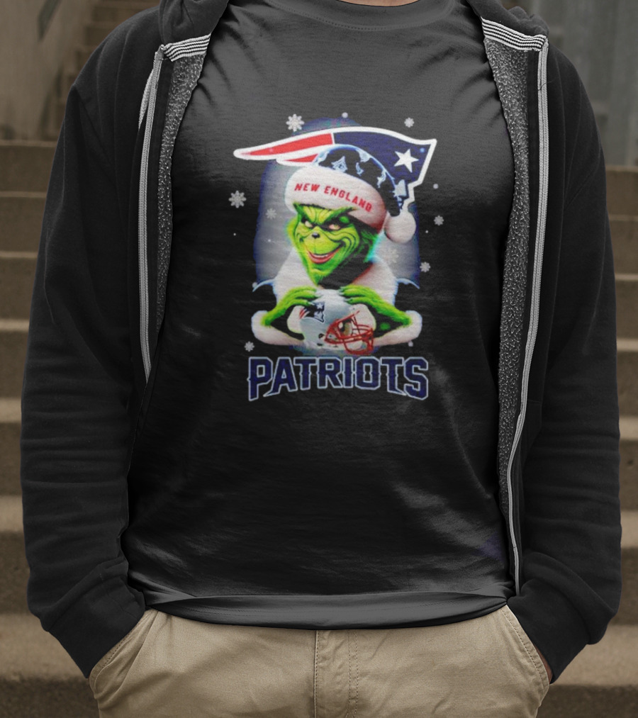 The Grinch Santa New England Patriots Christmas T-Shirt