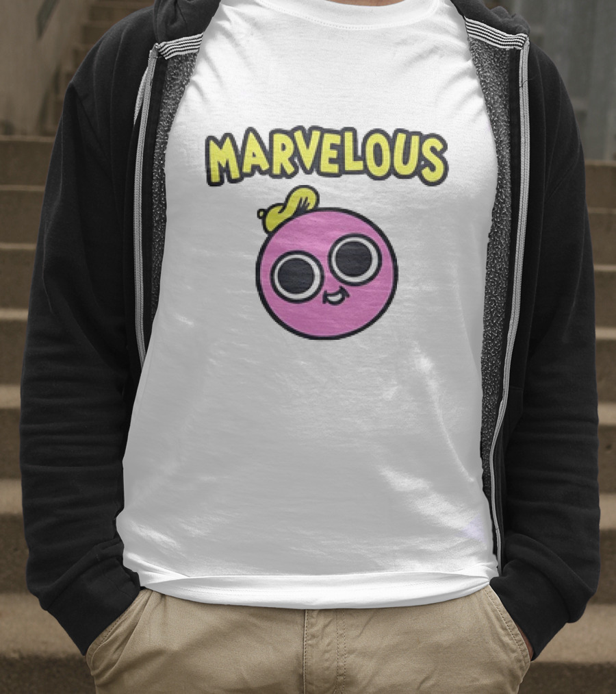 MARVELOUS Cute Pink Smiley Face With Large Eyes And Yellow Hair T-Shirt