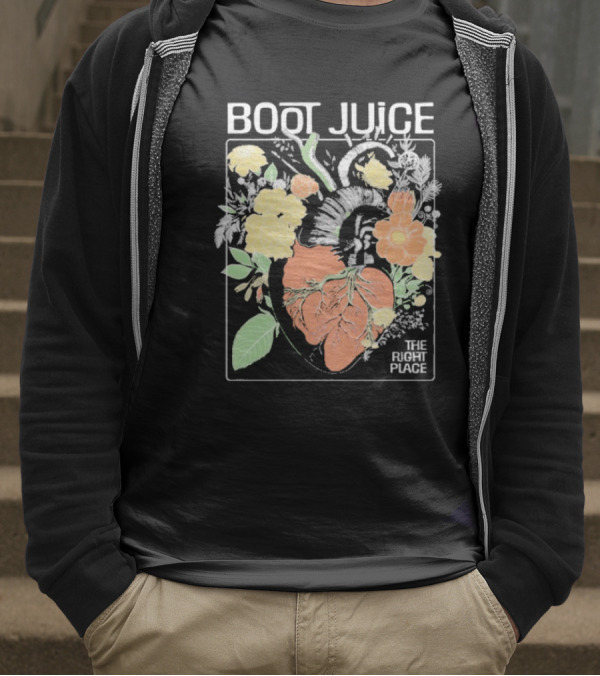 Boot Juice The Right Place Floral Heart Botanical Vintage Style T-Shirt