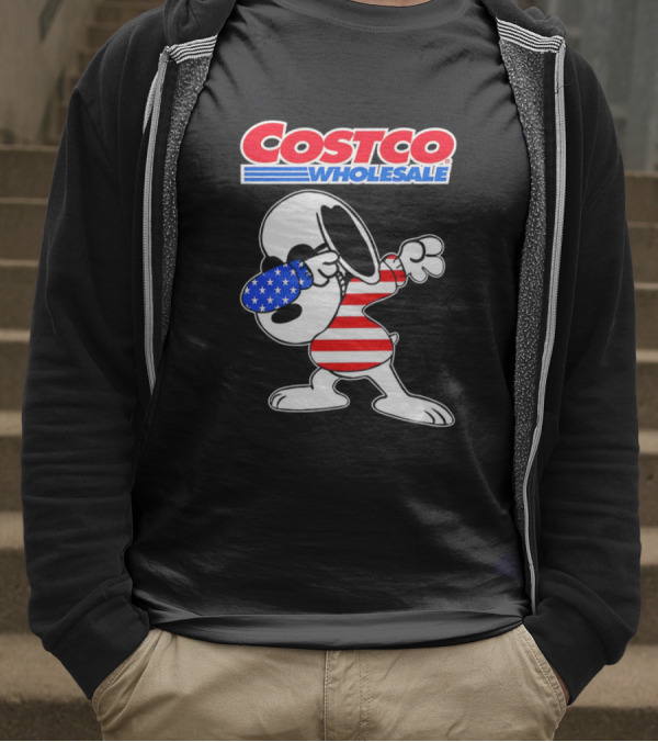 Costco Wholesale Snoopy Dabbing American Flag Stripes And Stars T-Shirt